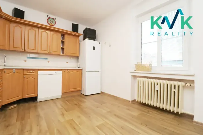 Prodej bytu 3+1, Karlovy Vary, Jiráskova, 104 m2