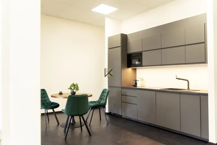 Pronájem kanceláře, Praha - Smíchov, Nádražní, 41 m2