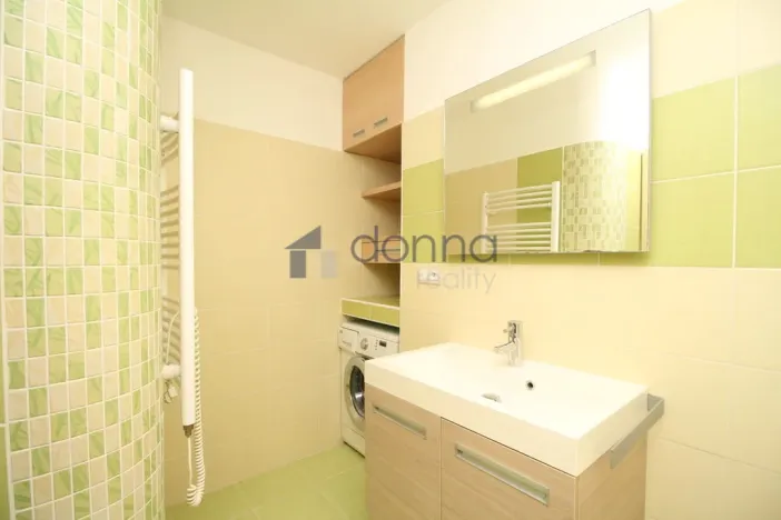 Pronájem bytu 3+kk, Praha, Gabinova, 69 m2