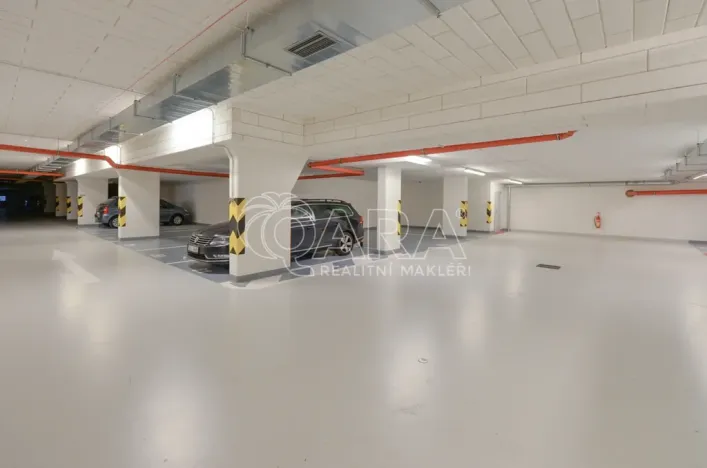 Pronájem bytu 2+kk, Praha - Modřany, K Vystrkovu, 70 m2