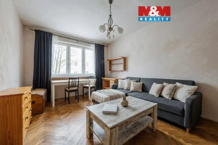 Prodej bytu 2+1, Nová Role, Husova, 54 m2