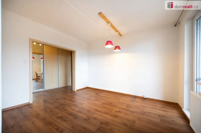 Prodej bytu 3+1, Lhenice, Sídliště SNP, 72 m2