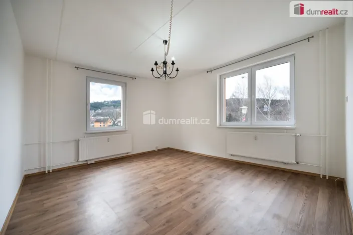 Prodej bytu 3+1, Lhenice, Sídliště SNP, 72 m2