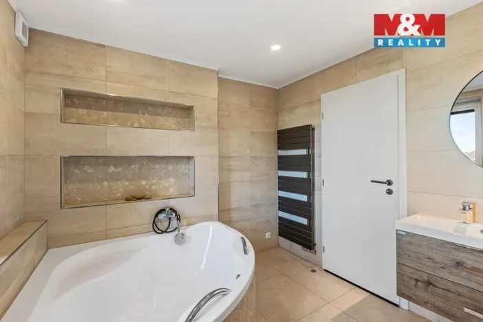 Prodej bytu 3+kk, Říčany, Sukova, 60 m2