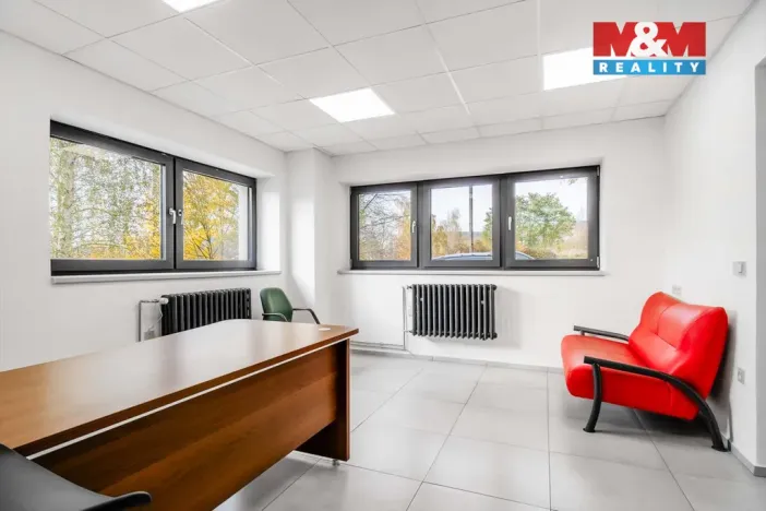 Pronájem kanceláře, Děčín - Děčín II-Nové Město, Benešovská, 320 m2