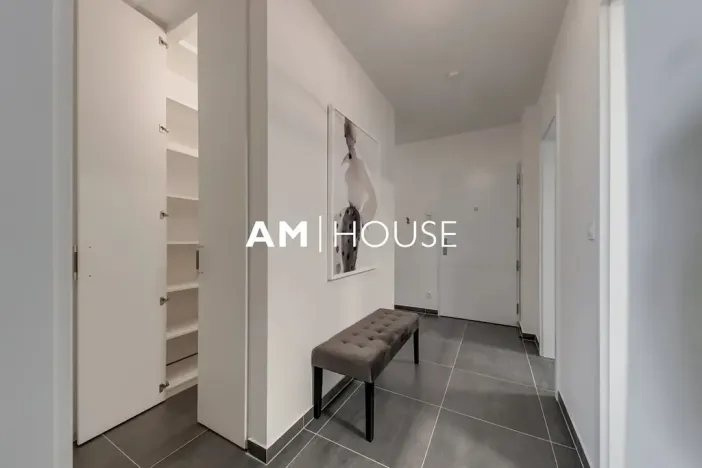 Pronájem bytu 3+kk, Praha - Karlín, Pernerova, 70 m2