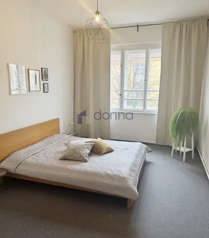 Pronájem bytu 2+kk, Praha, náměstí Dr. Václava Holého, 44 m2