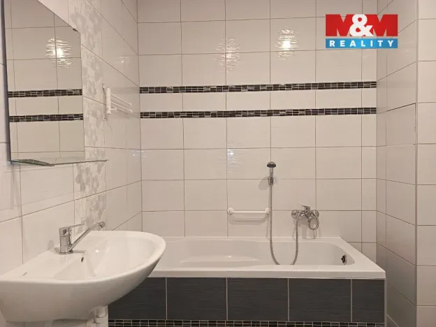 Pronájem bytu 2+1, Frýdek-Místek - Místek, Josefa Václava Sládka, 96 m2