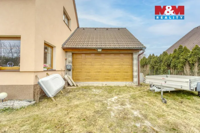 Prodej rodinného domu, Dolany, 157 m2