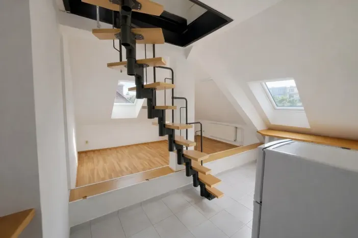 Prodej bytu 2+kk, Uherské Hradiště - Mařatice, 1. máje, 44 m2