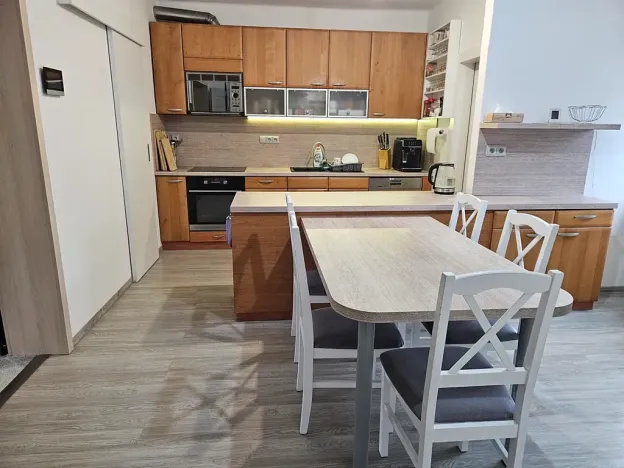 Prodej rodinného domu, Šumice, 250 m2