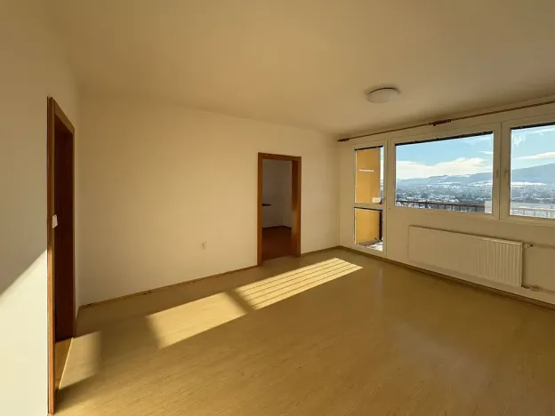 Pronájem bytu 3+1, Liberec, Dobiášova, 75 m2