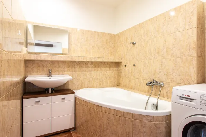 Prodej bytu 3+1, Česká Lípa, Dlouhá, 75 m2