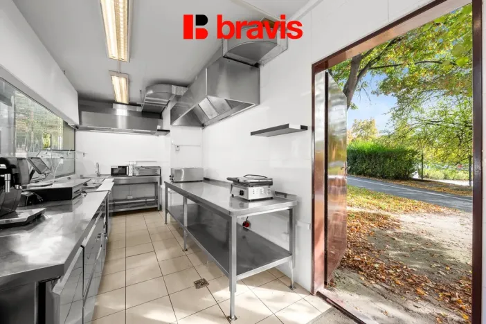 Prodej obchodního prostoru, Brno, Královopolská, 31 m2