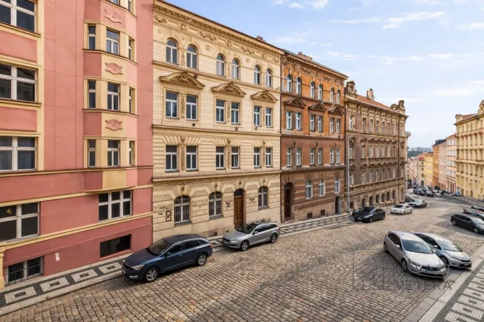 Prodej bytu 2+kk, Praha - Žižkov, Víta Nejedlého, 49 m2
