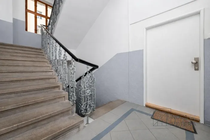 Prodej bytu 2+kk, Praha - Žižkov, Víta Nejedlého, 49 m2