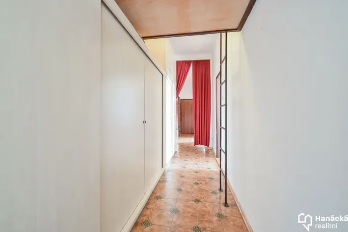 Prodej bytu 3+1, Olomouc, Dolní hejčínská, 95 m2