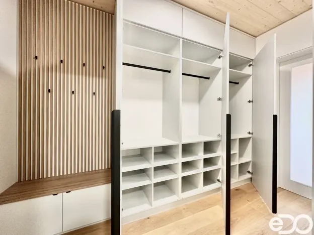 Pronájem bytu 1+kk, Praha, Ujgurská, 41 m2