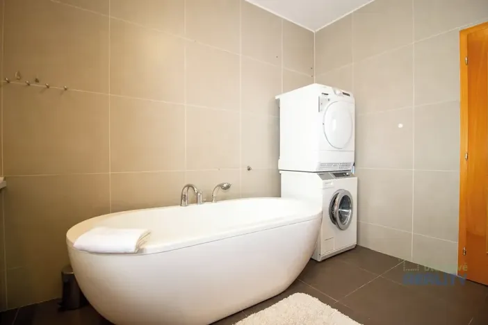 Pronájem atypického bytu, Mratín, Boční, 109 m2