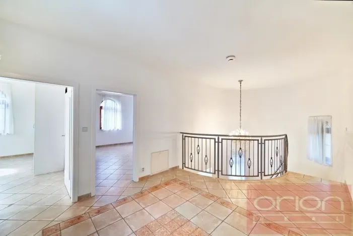 Pronájem rodinného domu, Praha - Nebušice, Nebušická, 243 m2