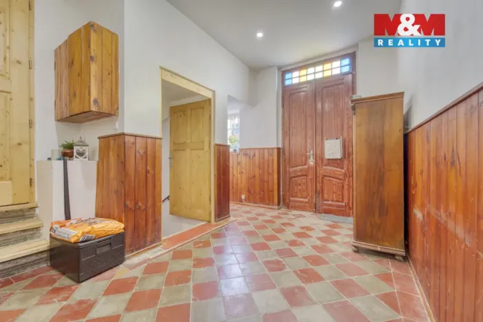 Prodej bytu 2+1, Černošice, Komenského, 109 m2