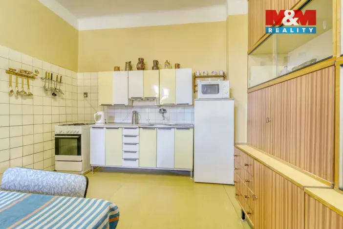 Prodej bytu 2+1, Černošice, Komenského, 109 m2