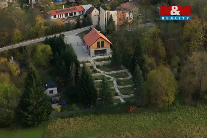 Prodej chaty, Nové Město nad Metují, K Sirkárně, 30 m2