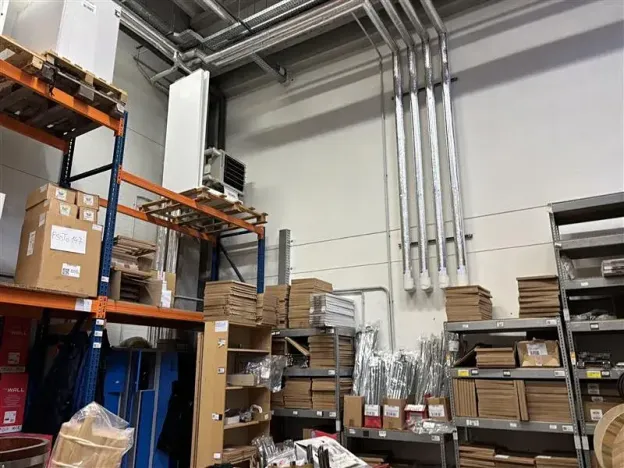 Pronájem skladu, Brno, Hněvkovského, 225 m2