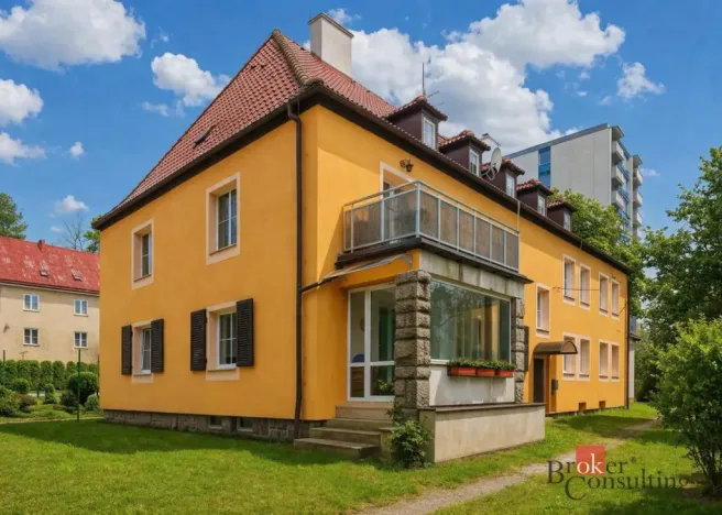 Prodej bytu 4+1, Liberec, Březinova, 97 m2