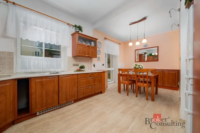 Prodej bytu 4+1, Liberec, Březinova, 97 m2