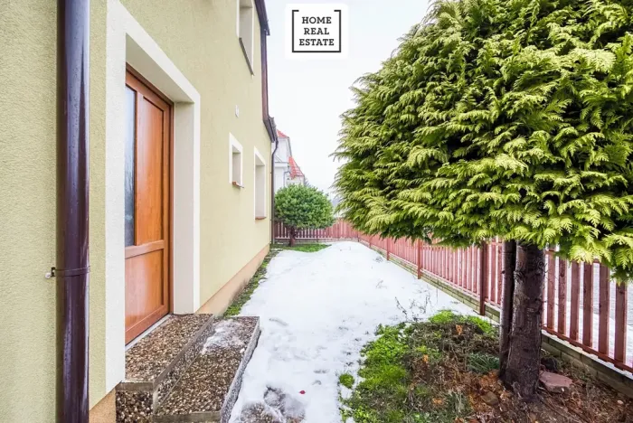 Prodej rodinného domu, Praha - Dolní Měcholupy, U svornosti, 117 m2