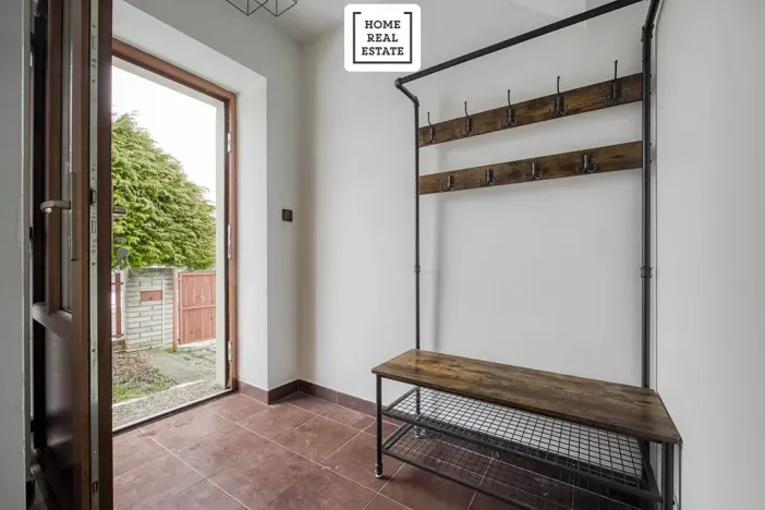 Prodej rodinného domu, Praha - Dolní Měcholupy, U svornosti, 117 m2