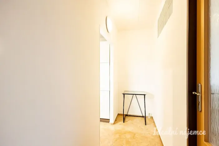 Pronájem bytu 2+kk, Praha - Chodov, Vejvanovského, 42 m2