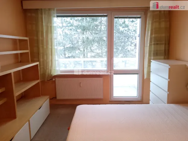 Pronájem bytu 2+1, Karlovy Vary - Bohatice, Lomená, 61 m2