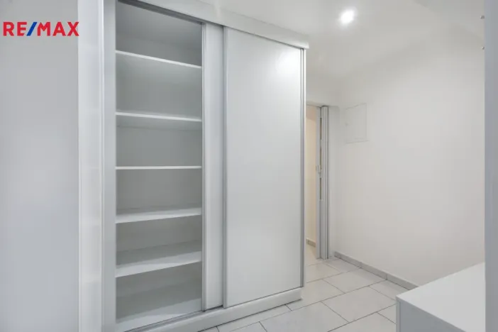 Pronájem bytu 1+1, Meziboří, Dělnická, 60 m2