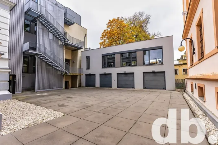 Pronájem kanceláře, Cheb, 26. dubna, 190 m2