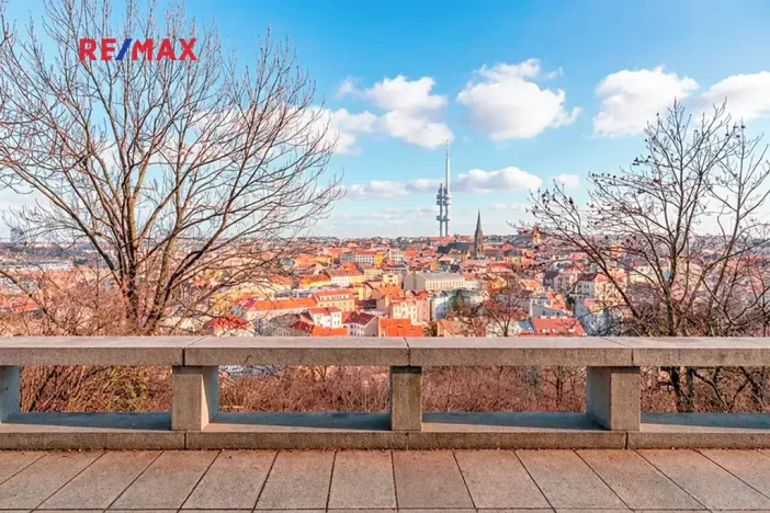 Pronájem obchodního prostoru, Praha - Žižkov, Husitská, 120 m2