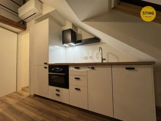 Pronájem bytu 1+kk, Pardubice, Svobody, 41 m2