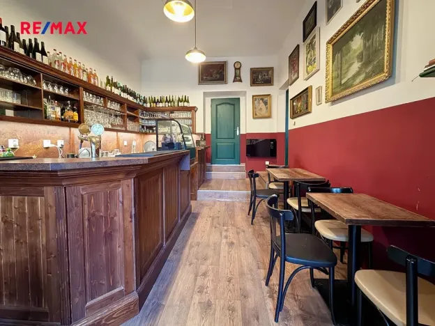 Pronájem obchodního prostoru, Praha - Bubeneč, Šmeralova, 41 m2