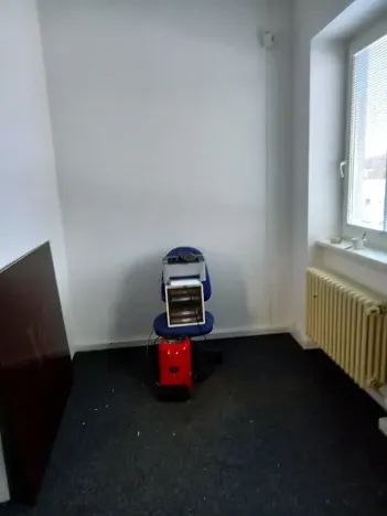 Pronájem kanceláře, Karlovy Vary, Západní, 11 m2