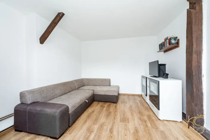 Prodej bytu 3+kk, Studená, nám. Sv. J. Nepomuckého, 117 m2