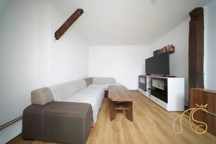 Prodej bytu 3+kk, Studená, nám. Sv. J. Nepomuckého, 117 m2