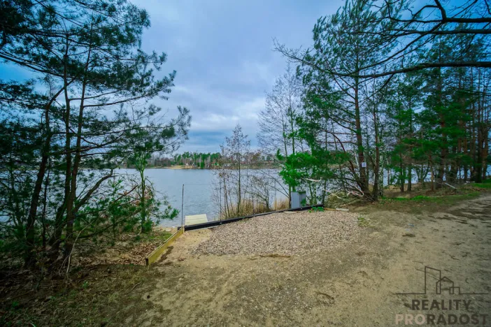 Pronájem rybníku, Přelouč - Mělice, 216 m2