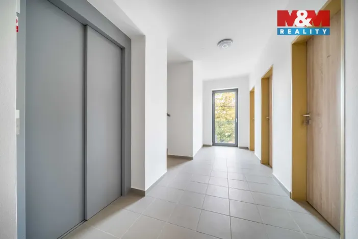 Prodej bytu 1+kk, Třemošná, Školní, 32 m2