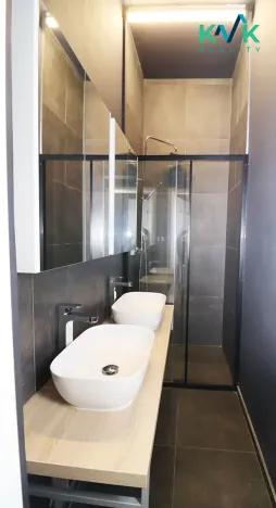 Prodej bytu 1+kk, Karlovy Vary, Sadová, 50 m2