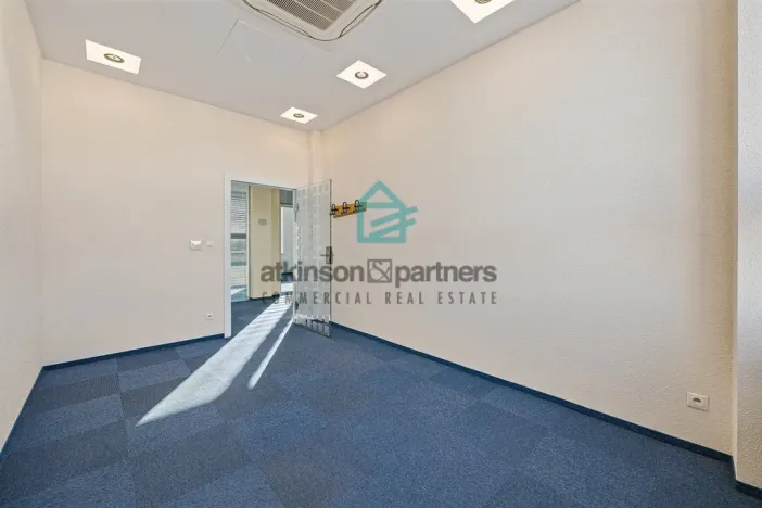 Pronájem kanceláře, České Budějovice - České Budějovice 6, Jeronýmova, 3500 m2