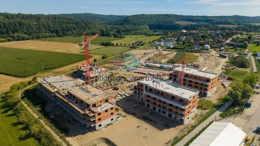 Prodej bytu 1+kk, Hluboká nad Vltavou, 42 m2