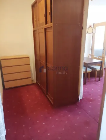 Pronájem bytu 3+1, Praha, Na stezce, 65 m2