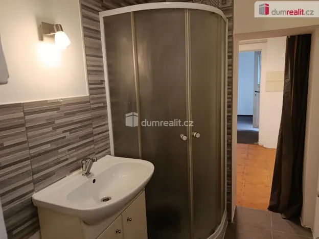 Pronájem bytu 2+1, Praha - Podolí, Na Podkovce, 50 m2