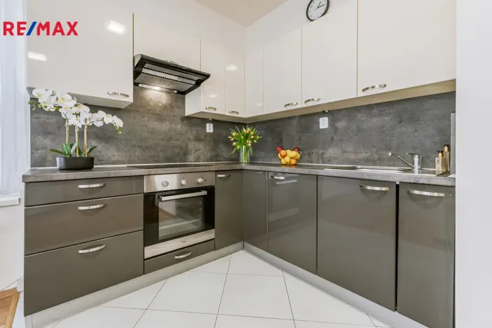 Prodej bytu 2+kk, Praha - Letňany, Kadečkové, 57 m2